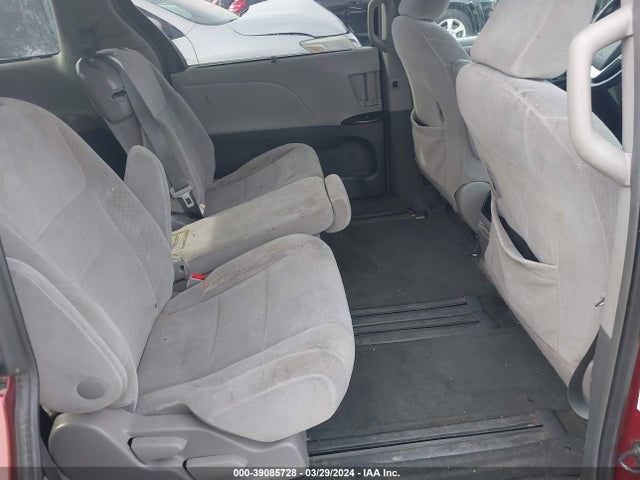 Toyota Sienna Le 8 Passenger 2015 5TDKK3DC1FS579059 Image 8