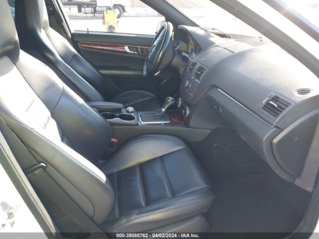 2010 MERCEDES-BENZ C 63 AMG WDDGF7HB3AF459975 Photo 4
