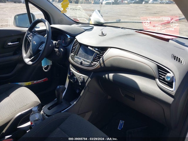 Chevrolet Trax Awd Ls 2022 KL7CJNSM0NB528699 Image 5