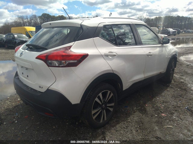 Nissan KICKS SV 2019 3N1CP5CU5KL504248 Image 4
