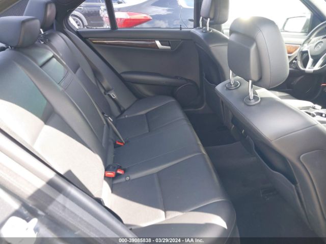 WDDGF4HB2EA956677 Mercedes-Benz C 250 Luxury/sport