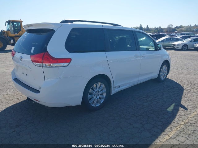 Toyota Sienna Xle 7 Passenger 2014 5TDDK3DC9ES092571 Image 4