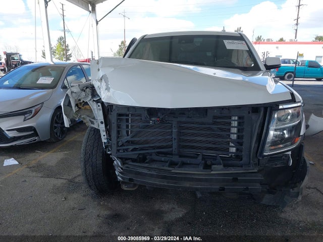 Chevrolet Suburban Lt 2018 1GNSCHKC5JR174267 Image 13
