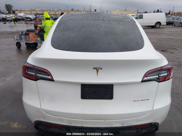 7SAYGDEE3NF322315 Tesla Model Y Long Range Dual Motor All-wheel Drive
