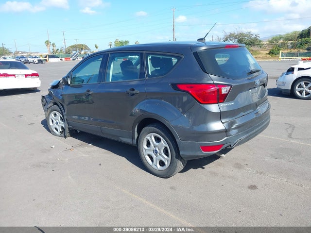 Ford ESCAPE S 2019 1FMCU0F70KUB79783 Image 3