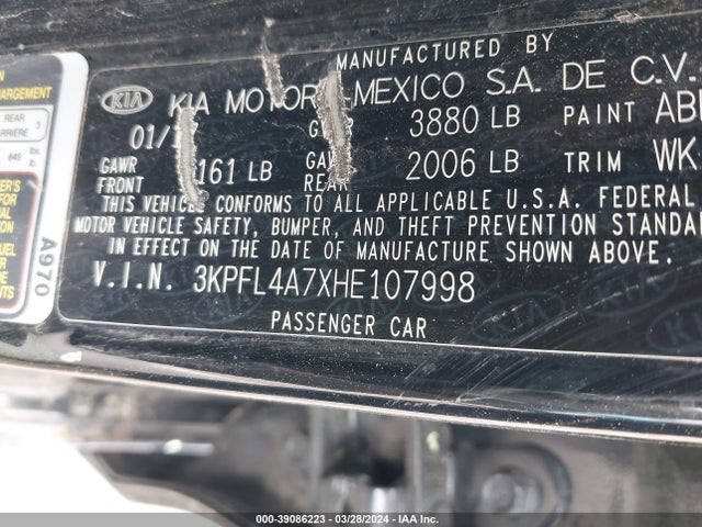 KIA FORTE S 2017 3KPFL4A7XHE107998 Image 9