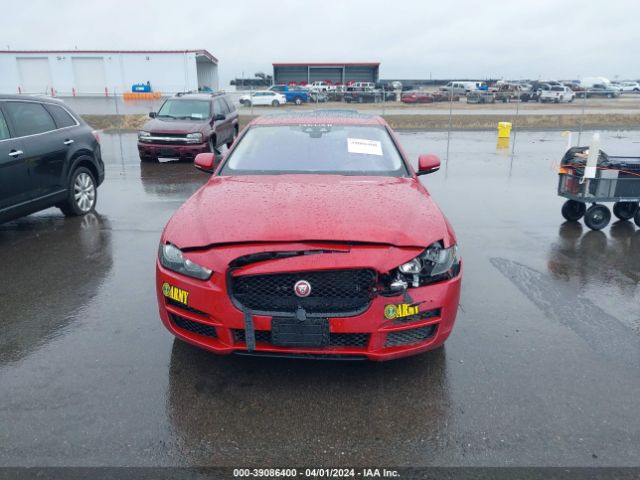 SAJAK4FX6JCP24528 Jaguar Xe 25t Prestige
