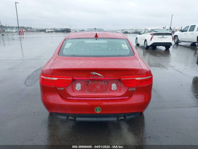 SAJAK4FX6JCP24528 Jaguar Xe 25t Prestige