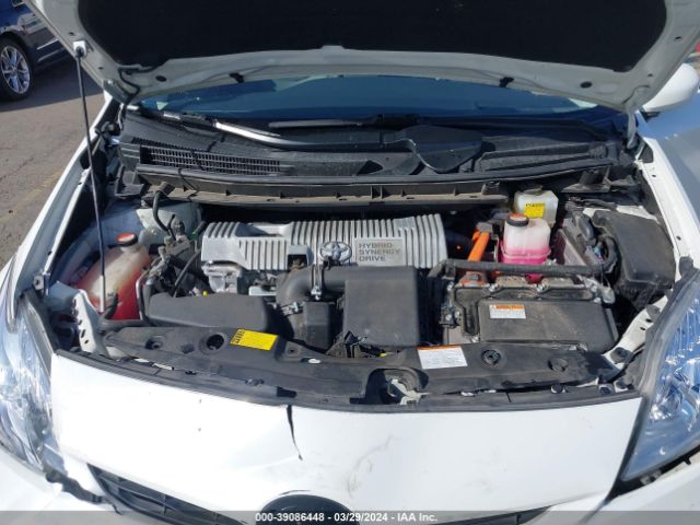 JTDKN3DU2F1954597 Toyota Prius Four