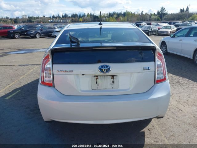JTDKN3DU2F1954597 Toyota Prius Four