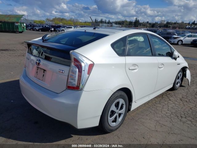 JTDKN3DU2F1954597 Toyota Prius Four