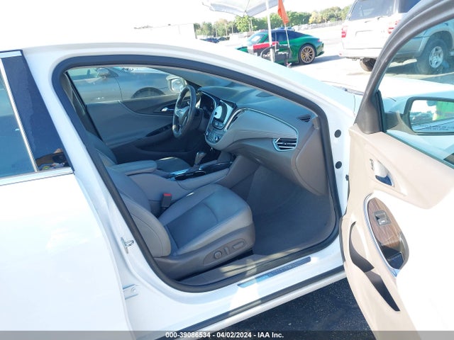 Chevrolet Malibu Premier 2018 1G1ZE5SX6JF187865 Image 5