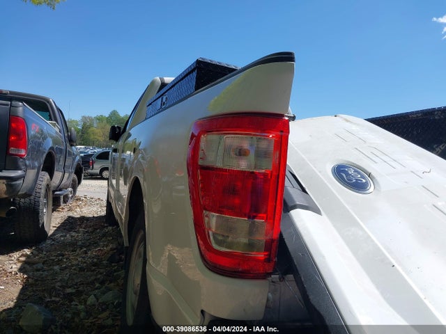 Ford F-150 Xl 2022 1FTMF1CB0NKD90015 Image 3