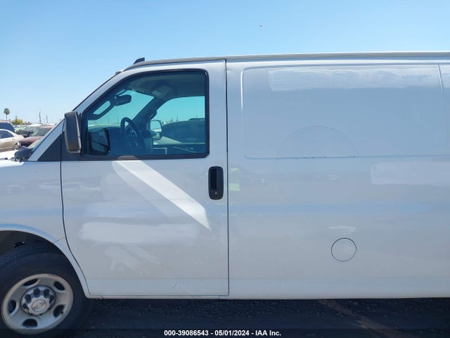 Chevrolet Express 2500 Work Van 2019 1GCWGAFG9K1231377 Image 15