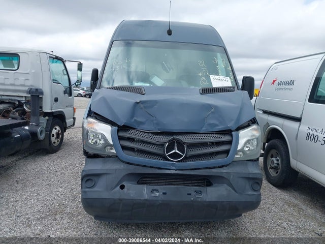 WD3PE7CD2JP633108 Mercedes-Benz Sprinter 2500 Standard Roof V6