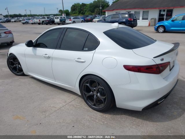 ZARFAEEN6J7597016 Alfa Romeo Giulia Ti Sport Awd