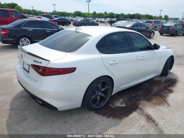 ZARFAEEN6J7597016 Alfa Romeo Giulia Ti Sport Awd