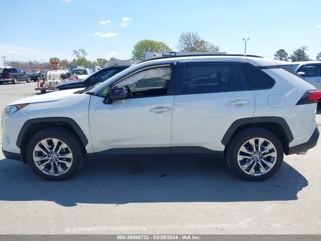 Toyota Rav4 Xle Premium 2021 JTMC1RFV0MD074017 Image 15