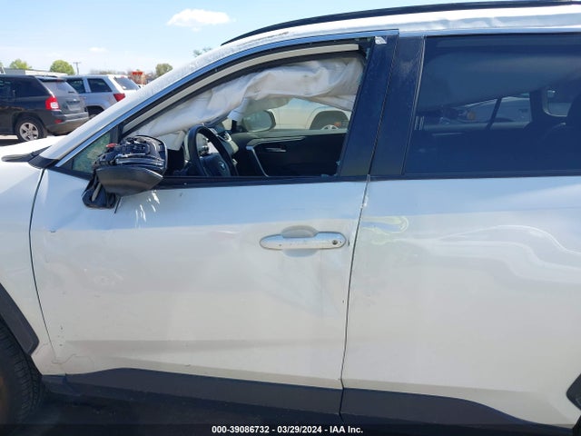 Toyota Rav4 Xle Premium 2021 JTMC1RFV0MD074017 Image 19