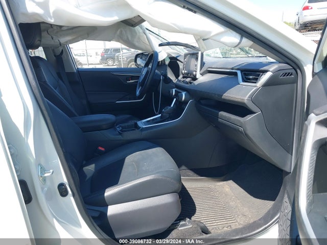 Toyota Rav4 Xle Premium 2021 JTMC1RFV0MD074017 Image 5