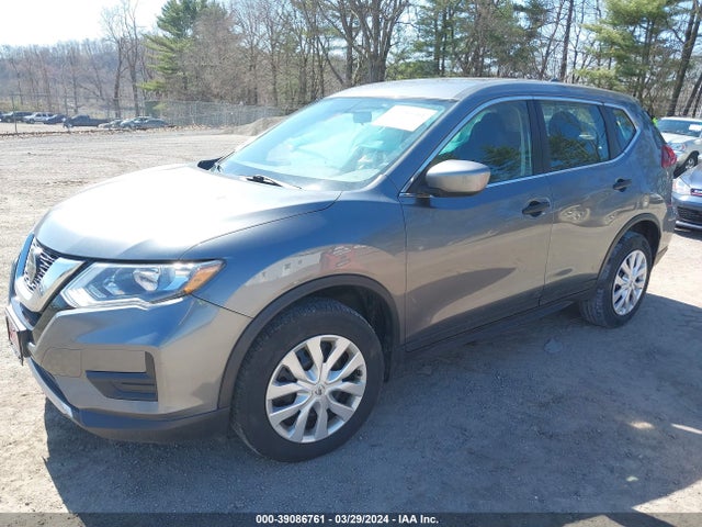 Nissan ROGUE S 2018 5N1AT2MV8JC821677 Image 2