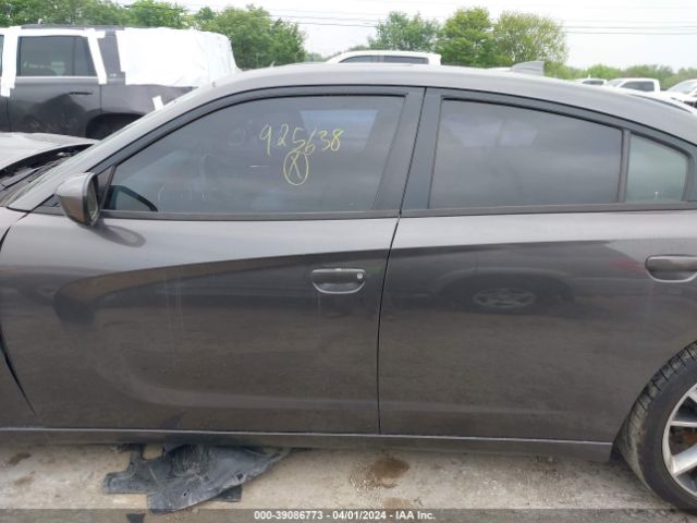2C3CDXCT3FH925638 Dodge Charger Road/track