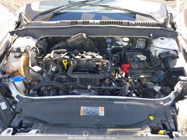 3FA6P0HD9GR316316 Ford FUSION SE