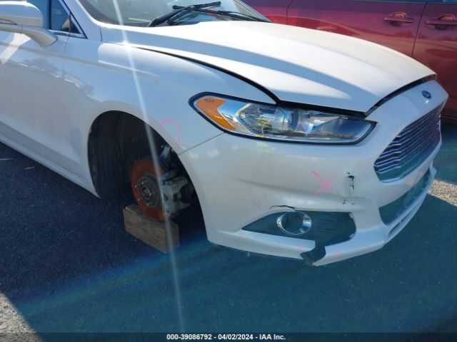 3FA6P0HD9GR316316 Ford FUSION SE