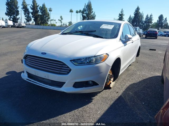 3FA6P0HD9GR316316 Ford FUSION SE