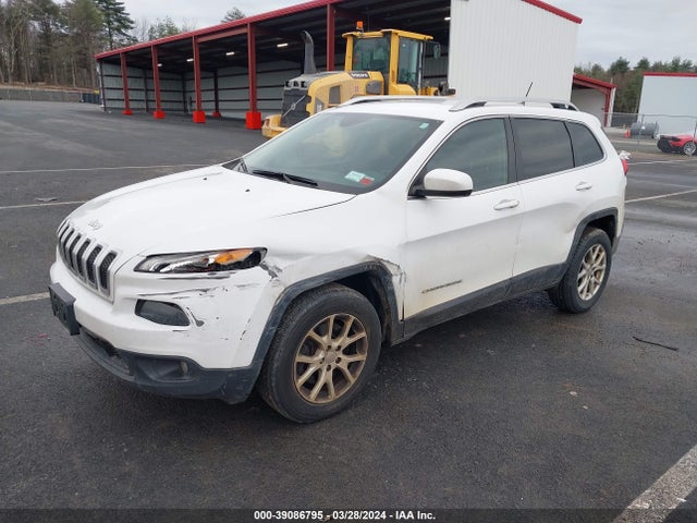 1C4PJMCB6GW368240 Jeep Cherokee Latitude