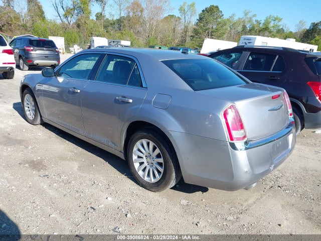 Chrysler 300 2014 2C3CCAAG8EH336086 Image 3