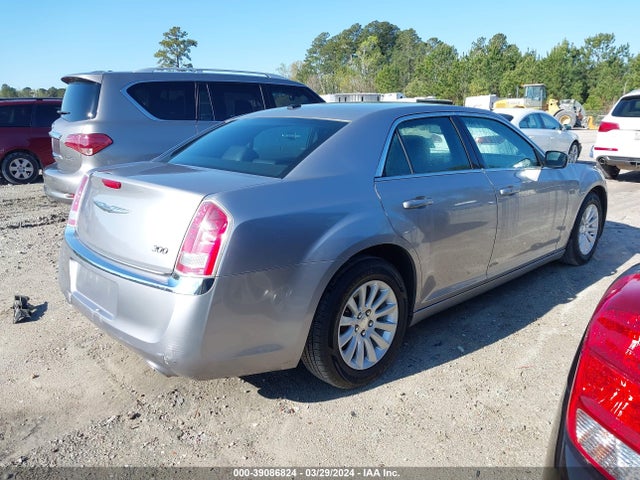 Chrysler 300 2014 2C3CCAAG8EH336086 Image 4