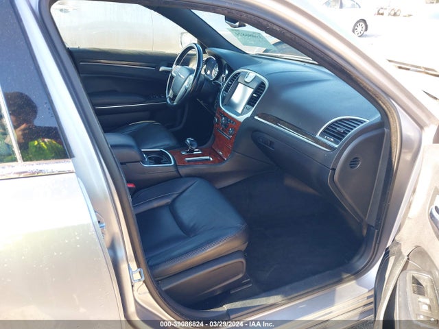 Chrysler 300 2014 2C3CCAAG8EH336086 Image 5