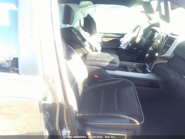 1C6SRFJTXNN268615 RAM 1500 Laramie  4x4 5'7 Box