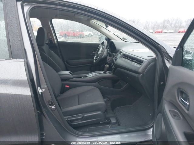 3CZRU6H37NM717975 Honda Hr-v Awd Lx