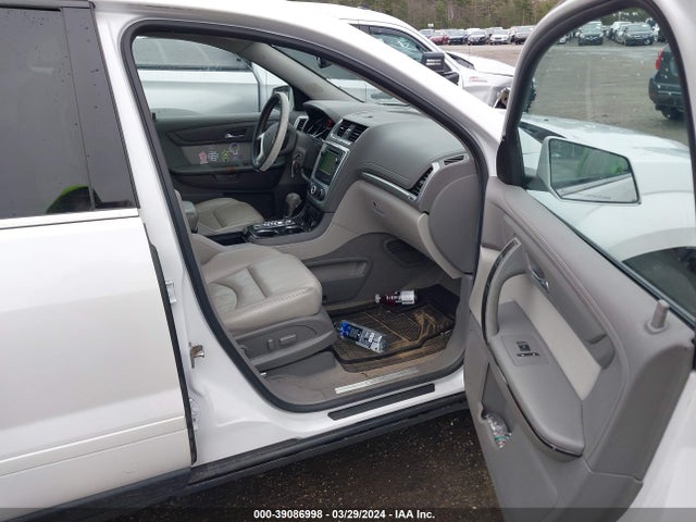1GKKVSKD3HJ275197 GMC Acadia Limited