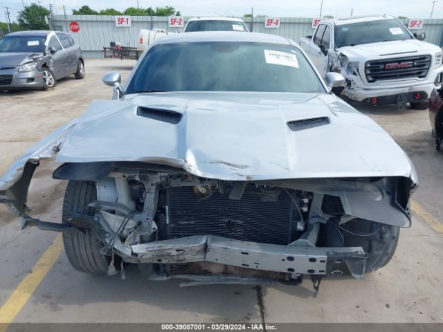 2C3CDZGG8KH683559 Dodge Challenger Sxt Awd