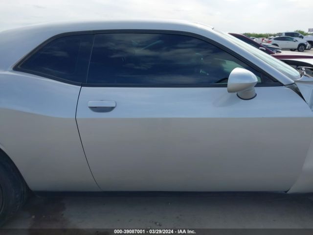 2C3CDZGG8KH683559 Dodge Challenger Sxt Awd