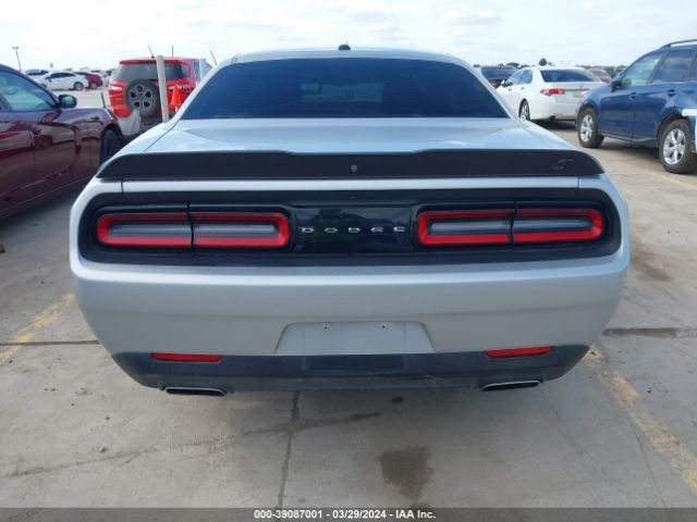 2C3CDZGG8KH683559 Dodge Challenger Sxt Awd