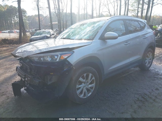 Hyundai Tucson Value 2020 KM8J33A43LU117059 Image 2