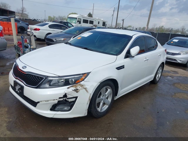 KIA Optima Lx 2015 KNAGM4A79F5642697 Image 2
