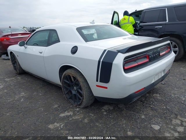 Dodge Challenger R/t Scat Pack 2015 2C3CDZFJ1FH773915 Image 3