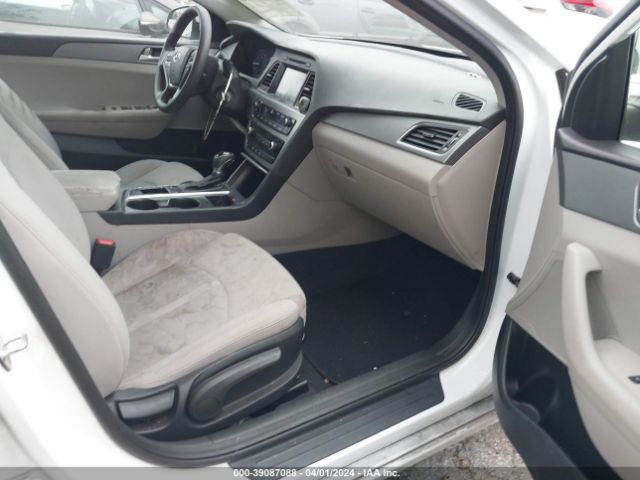 5NPE24AF1GH358098 Hyundai SONATA SE