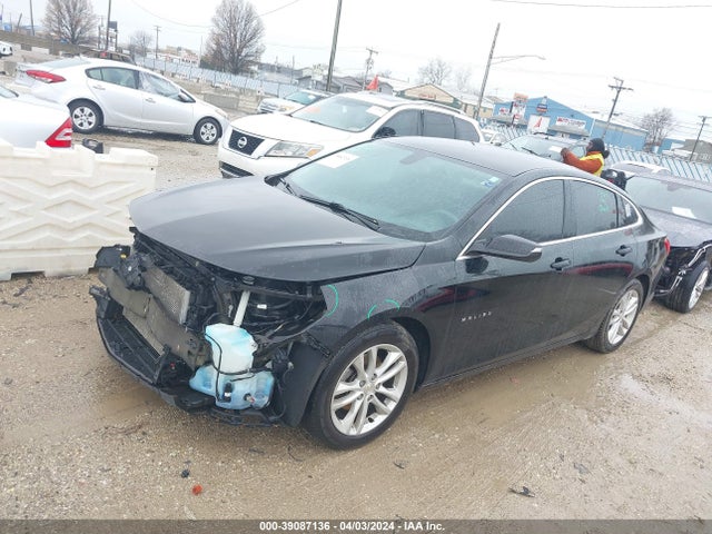 Chevrolet MALIBU LT 2018 1G1ZD5ST6JF135880 Image 2