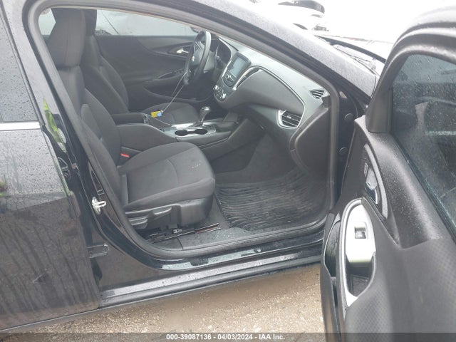 Chevrolet MALIBU LT 2018 1G1ZD5ST6JF135880 Image 5