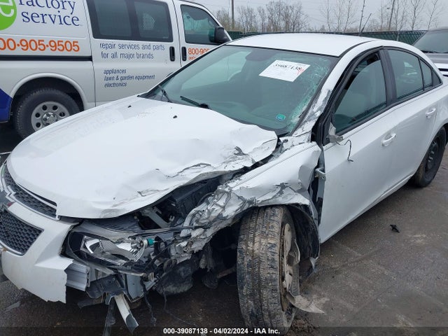 Chevrolet Cruze Ls Auto 2014 1G1PA5SH1E7208908 Image 6
