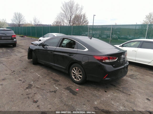 Hyundai SONATA SE 2018 5NPE24AF3JH600350 Image 3
