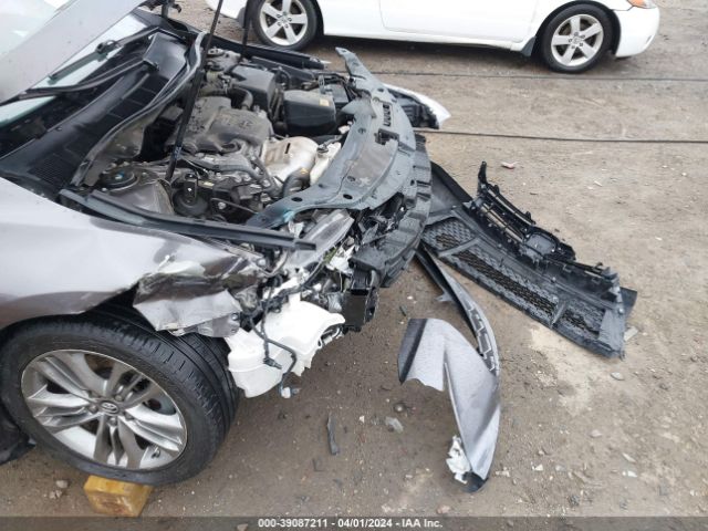 4T1BF1FK9HU771711 Toyota CAMRY SE