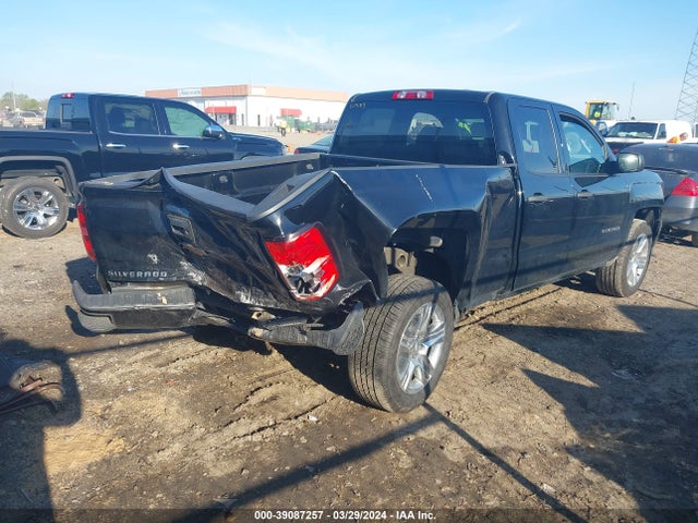 Chevrolet Silverado 1500 Custom 2017 1GCRCPEC5HZ197765 Image 4