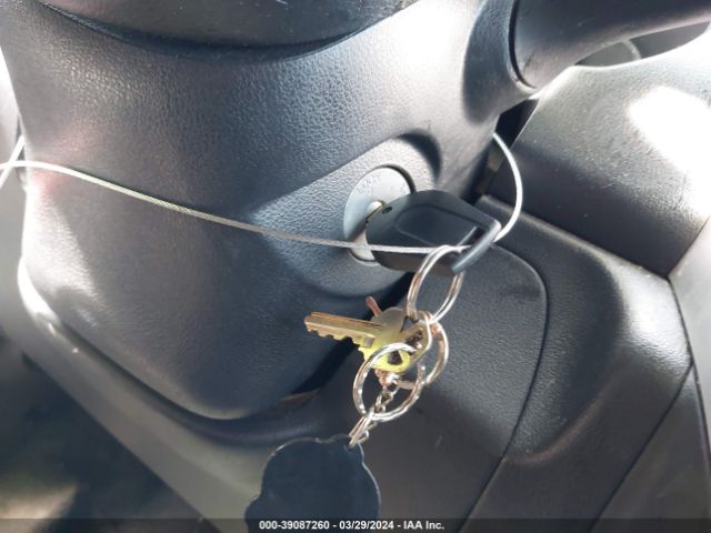 3N1CN7AP3HK441681 Nissan Versa 1.6 Sv